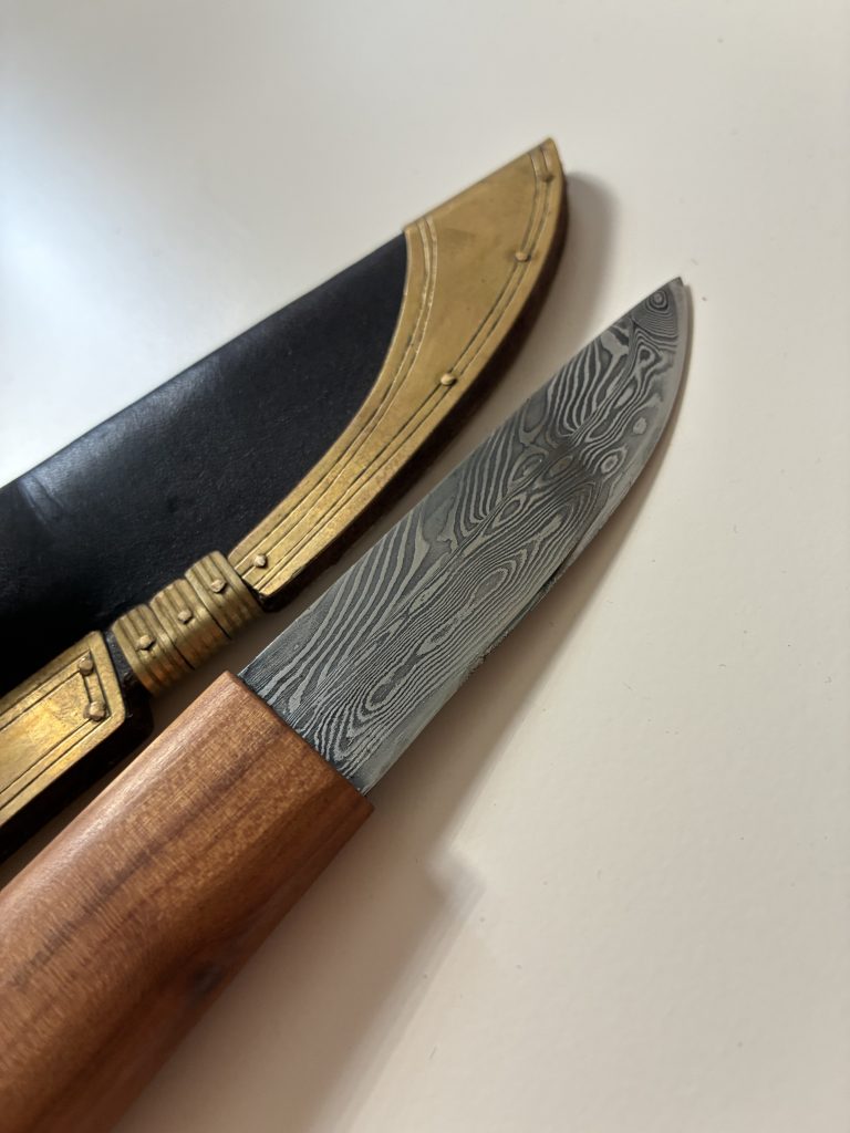 damast damascus medieval knife