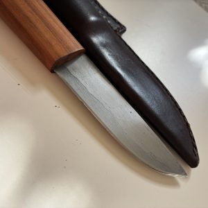 laminated_medieval_knife