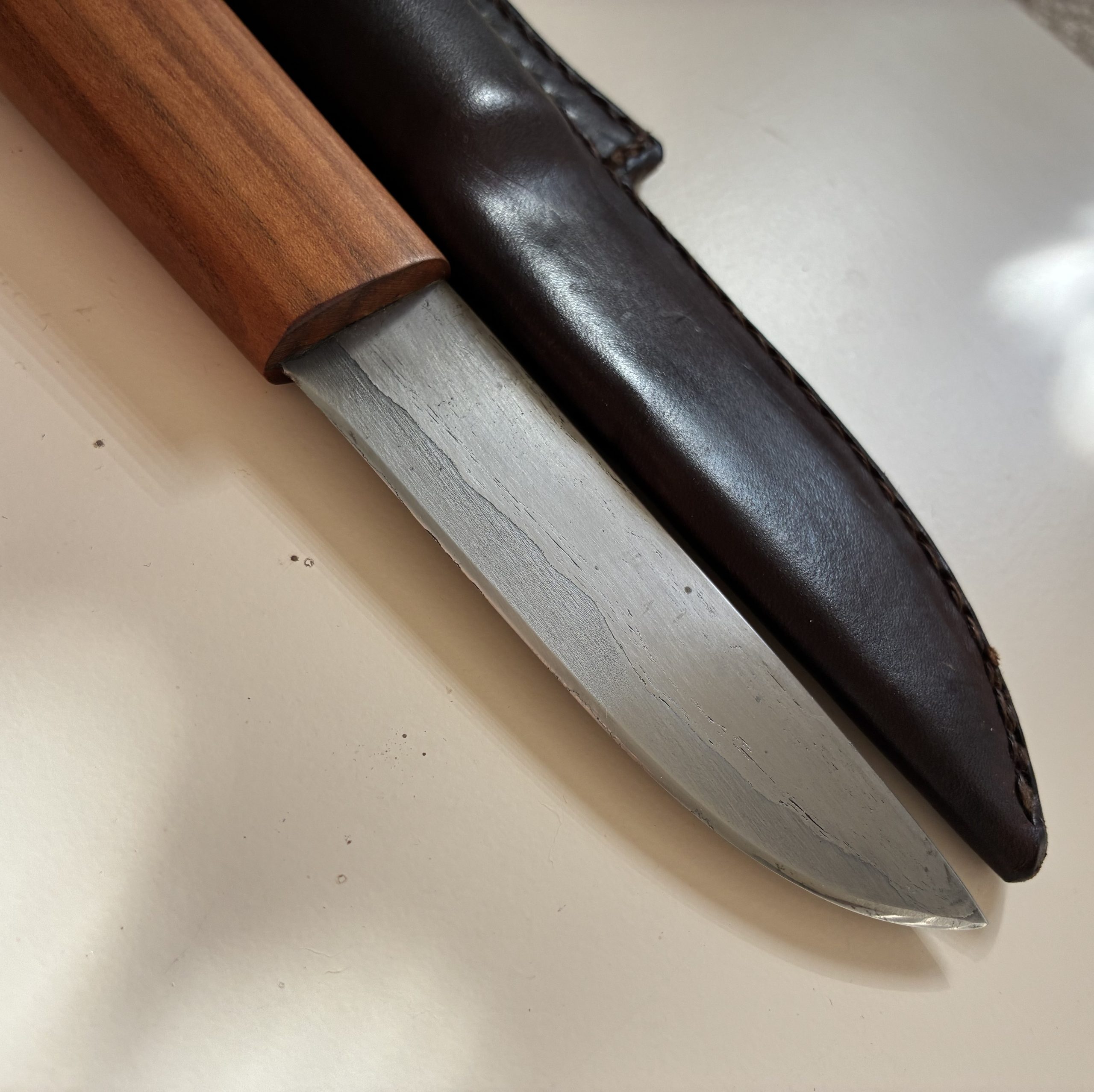 laminated_medieval_knife